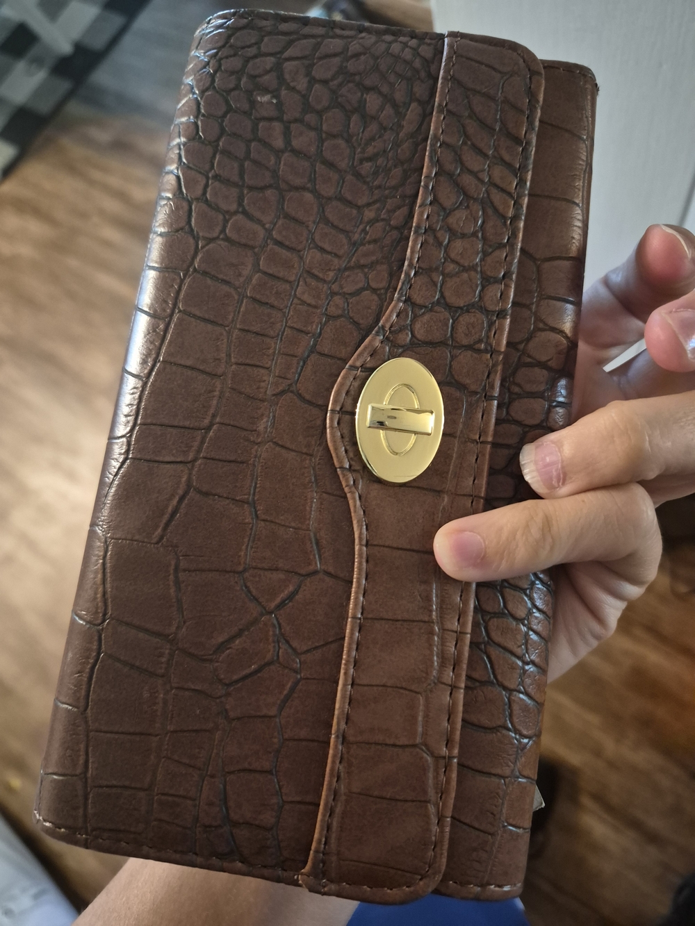 Kenneth Cole Brown Croc-Embossed  Wallet Clutch with Gold Turn-Lock